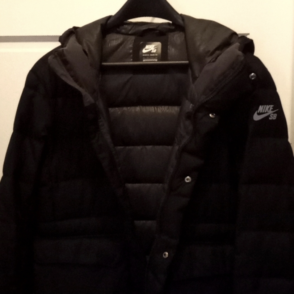 Nike SB Down Winter Coat XS